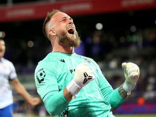 VIDEO Najkrajší darček, aký mohol dostať: Slovenský brankár sa stretol s mega hviezdou