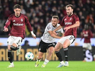 VIDEO Kontumácia im nepomohla: Sparta po derby stratila body s Plzňou a v tabuľke stráca