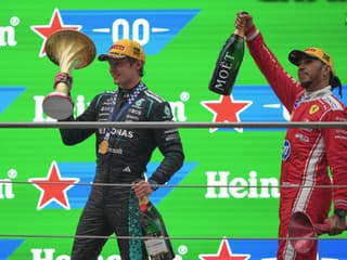 F1 napísala ďalší obdivuhodný príbeh: VC Číny vyhral tínedžer! Oslavuje aj Hamilton
