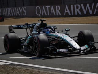 Zastaví ich niekto? Mercedes vládne v Číne tvrdou rukou, v šprintovej kvalifikácii nedal nikomu šancu