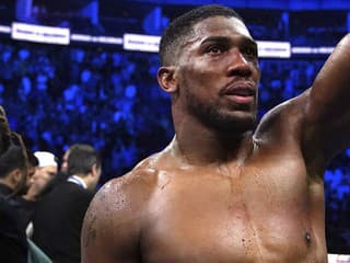 Absolútny vianočný zázrak: Šťastie v nešťastí, boxerská hviezda unikla tragickej smrti