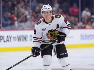 Brutálny kontrakt v NHL: Blackhawks zasypali Bedarda miliónmi, platový strop zaplače
