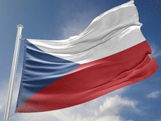 Korupčný exces sa nezastavuje: Situácia je napätá, funkcionárov vzdali do väzby