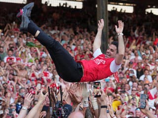 Artetu vyniesol titul do nebies: Arsenal ho po 22 rokoch čakania poriadne odmení