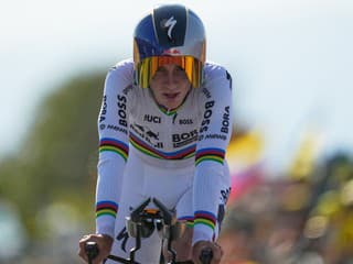 Potvrdil rolu favorita: Evenepoel nedal svojim rivalom v časovke žiadnu šancu