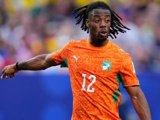 MS VO FUTBALE 2026 Škandál priamo na MS! Útočníka vyšetrujú za podozrivé stávky na žltú kartu
