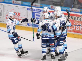 Boj o prvé miesto sa dramatizuje: Nitra v šlágri dobyla domácu pevnosť Slovana