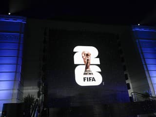 Obávali sa, že použijú vodu ako zbraň: FIFA po kritike povolí fanúšikom priniesť si vlastný nápoj