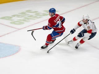 VIDEO Slafkovského superforma: Dychberúca asistencia a kuriózny gól, ktorý neskončil v bráne! Nemcov návrat