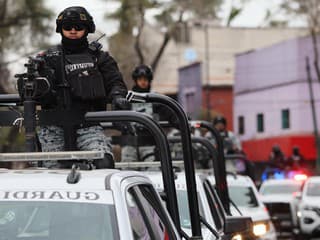 A tu sa majú o 100 dní konať MS vo futbale? Mexické ulice sa zmenili priam na vojnovú zónu