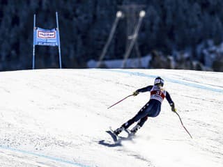 Veľké komplikácie na švajčiarskom svahu, štart super-G žien museli odložiť