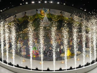 ZOH 2026 Zimný športový ošiaľ sa končí: Miláno zhaslo olympijský oheň a odovzdalo štafetu