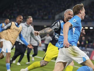 VIDEO Inter smúti napriek triumfu: Lobotka s Neapolom oslavuje ďalší titul v Serie A