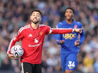 Po kritike ho posadil na lavičku: Carrick zobral na milosť kapitána United