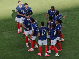 MS VO FUTBALE 2026 Trávnik pre finálový zápas vyvoláva kontroverzie: Hráči naň nemajú pekného slova