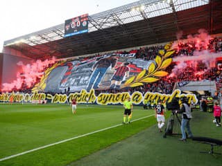Pyro aj pálenie dresov a šálov: Disciplinárka po derby trestala, Slovan obstál lepšie ako Trnava
