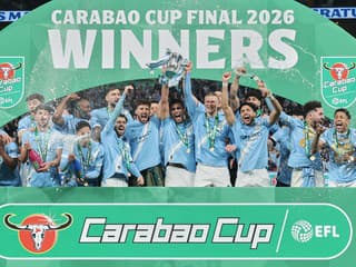 Čakali na ňu päť rokov: Manchester City ovládol finále s Arsenalom a slávi zisk pohárovej trofeje