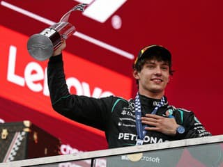 Neskutočné, Kimi Antonelli znovu vyhral! Čistá katastrofa pre kolegu z Mercedesu a Norrisa