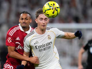 Pokutový kop aj červená karta: Bellingham a Mbappé zariadili výhru Realu so Sevillou