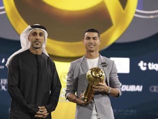 Ronaldo si prevzal ďalšie ocenenie a skritizoval Zlatú loptu: Bolo nespravodlivé, keď ju nedostal