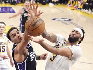 Lakers výborne nadviazali na výhru s Golden State: Debut nového trénera s trpkou príchuťou