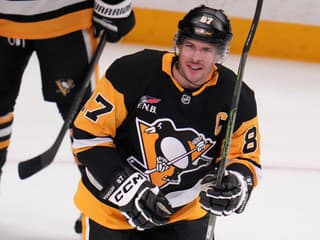 VIDEO Viacbodový Slafkovský a rekord Crosbyho: Zápas Montrealu s Pittsburghom sa zapísal do histórie