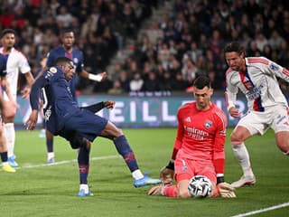 VIDEO Slovenská stena marila šancu za šancou: Famózny Greif s pokojom Angličana utíšil PSG