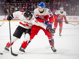 VIDEO Česi neudržali vedenie s Kanadou: Obhajobu bronzu odštartovali divokou prestrelkou