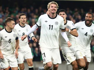 V Belfaste sa hrá ťažko: Nemci po utrápenom výkone môžu byť spokojní a zostávajú prví