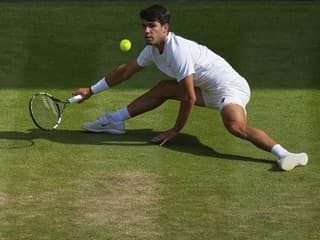 Absencia na Roland Garros nebude jediná: Carlos Alcaraz nebude štartovať ani vo Wimbledone
