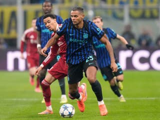 Šláger Interu s Liverpoolom rozhodol penaltový gól z úplného záveru, Barcelona musela otáčať