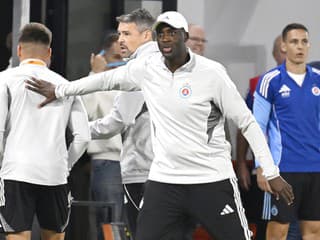 Nahnevaný Yaya Touré po ďalšom zakopnutí Slovana: Z niektorých hráčov som veľmi sklamaný