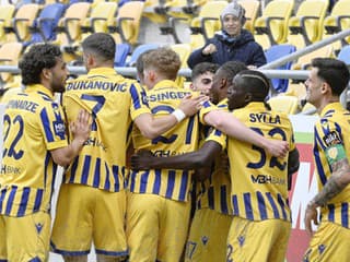 Ani poriadna divácka kulisa im nepomohla: Komárno v derby súboji s Dunajskou Stredou nemalo šancu