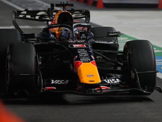 Konkurencii nedal žiadnu šancu: Verstappen suverénne ovládol Veľkú cenu Singapuru