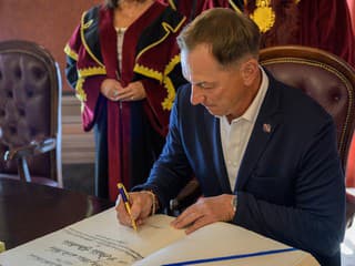 Skvelý hokejista a fantastický kanonier: Peter Bondra získal významné ocenenie