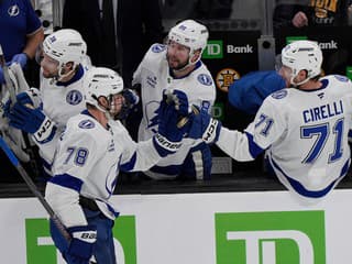 VIDEO Namiesto istoty play-off krutá prehra: Černák s Tampou prekazili oslavy hráčom Bostonu