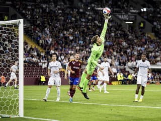 MS VO FUTBALE 2026 Brankár Plzne bude najvyšším hráčom histórie MS: Uhádnete, koľko meria?