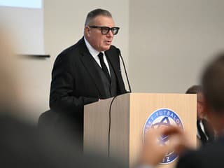 Konferencia pred zástupcami UEFA, ako sa patrí: Šéf SFZ rozdával pochvaly na všetky strany