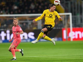 Kto nevidel 80 minút, tak o nič neprišiel: Dortmund zaváhal v strhujúcom závere