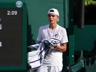 Napriek prehre dosiahol životný úspech: Slovenský tenista bol blízko k finále Wimbledonu!