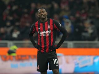 Leao sa po siedmich rokoch lúči s milánskym AC a mieri do nového klubu: Je to náročné obdobie