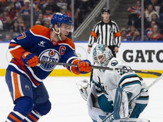 On snáď prišiel z inej galaxie: McDavid napísal ďalšiu neuveriteľnú kapitolu moderného hokeja