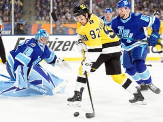 VIDEO Nájazdová dráma pod holým nebom: Parádny duel okorenila bitka brankárov, Černák s asistenciou