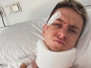 FOTO Zlomeniny aj otras mozgu: Tadej Pogačar posiela pozdrav priamo z nemocnice