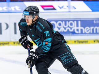 VIDEO Výmena názorov s pomocou pästí: Ex-Slovanista Lukošík vyzliekol z dresu českého olympionika