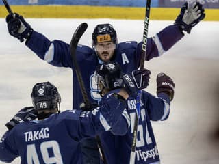 Obrovský tlak Nitry vyrovnanie nepriniesol: Slovan sa ujal vedenia v sérií