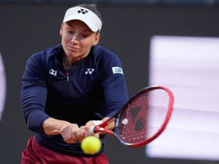 VIDEO Obrovský šok: Jelena Rybakinová končí už v druhom kole