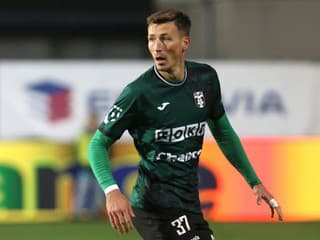 VIDEO Najproduktívnejší obranca neváhal: Slovenský futbalista spečatil prestup do českého veľkoklubu