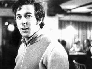 V Taliansku je stále posvätnou celebritou: Slávny lyžiar si vo filme zahral sám seba