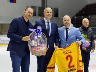 VIDEO Veľká udalosť v klube slávnych hokejistov: Majster sveta z roku 2002 sa dočkal pocty